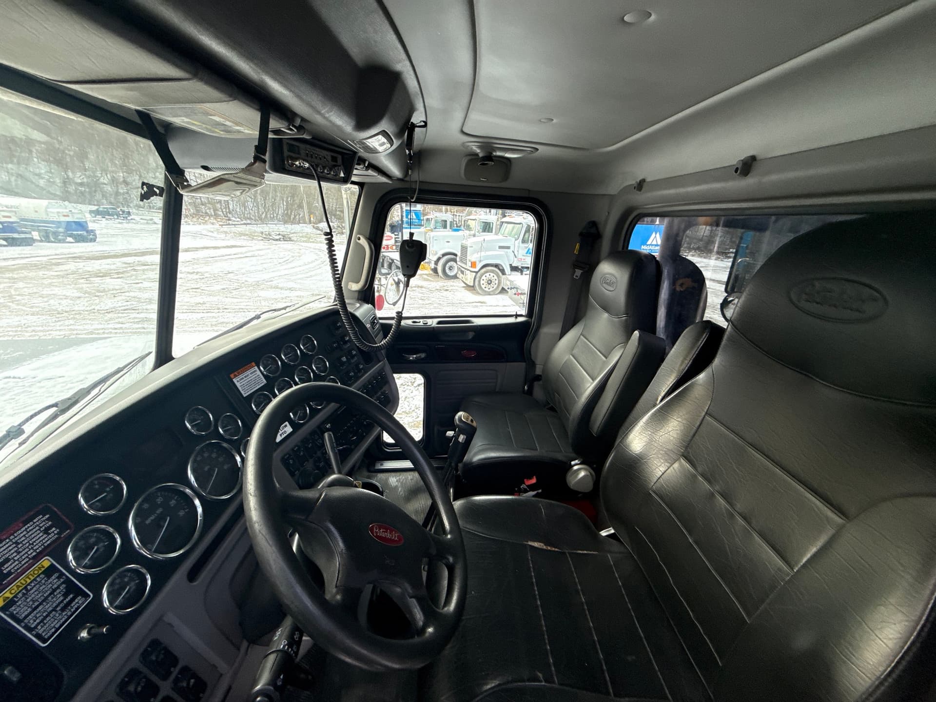 2015 Peterbilt 367 Tri-Drive with CTU Wet Kit