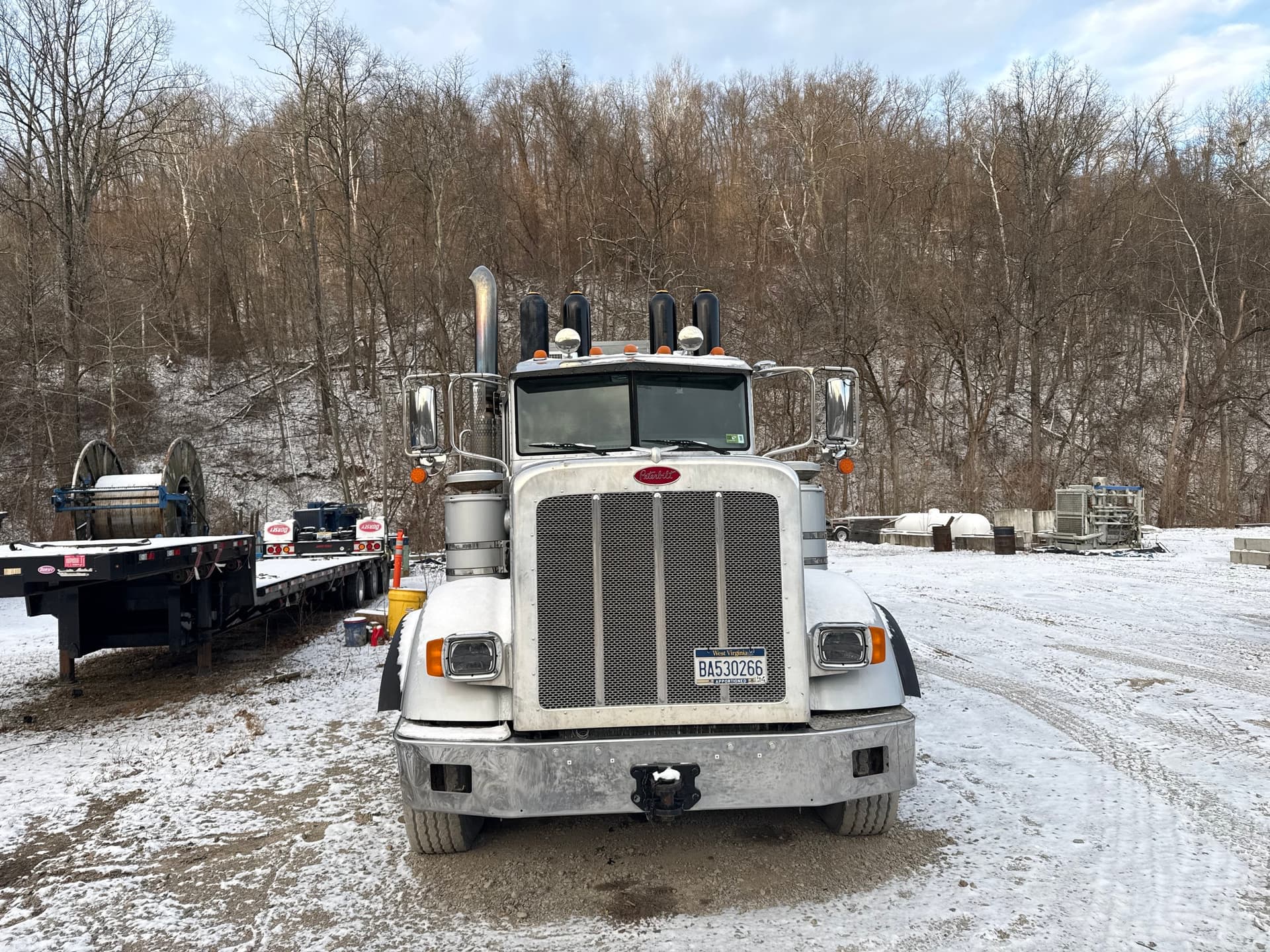 2015 Peterbilt 367 Tri-Drive with CTU Wet Kit