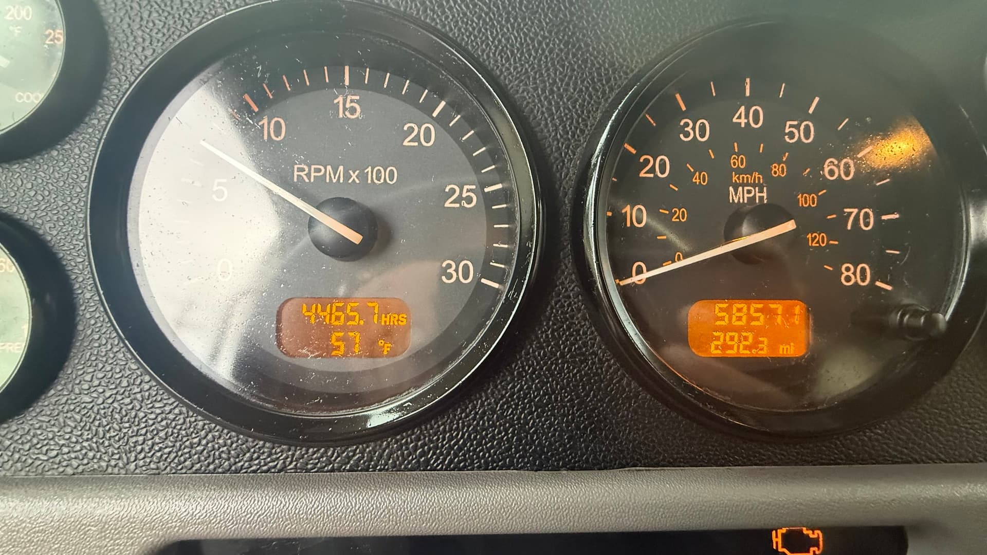 2013 Peterbilt 367 Tri-Drive
